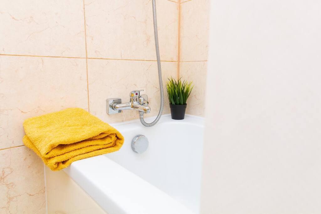 Soltyka 5 Rooms Apartment Красков Екстериор снимка
